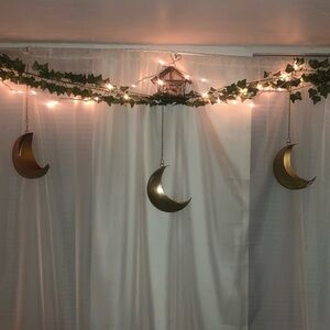 Moon decor